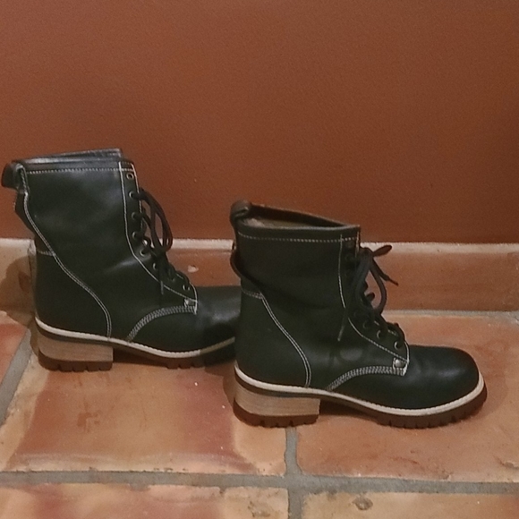 Subterrain black combat boots w/wood detail - Picture 3 of 8